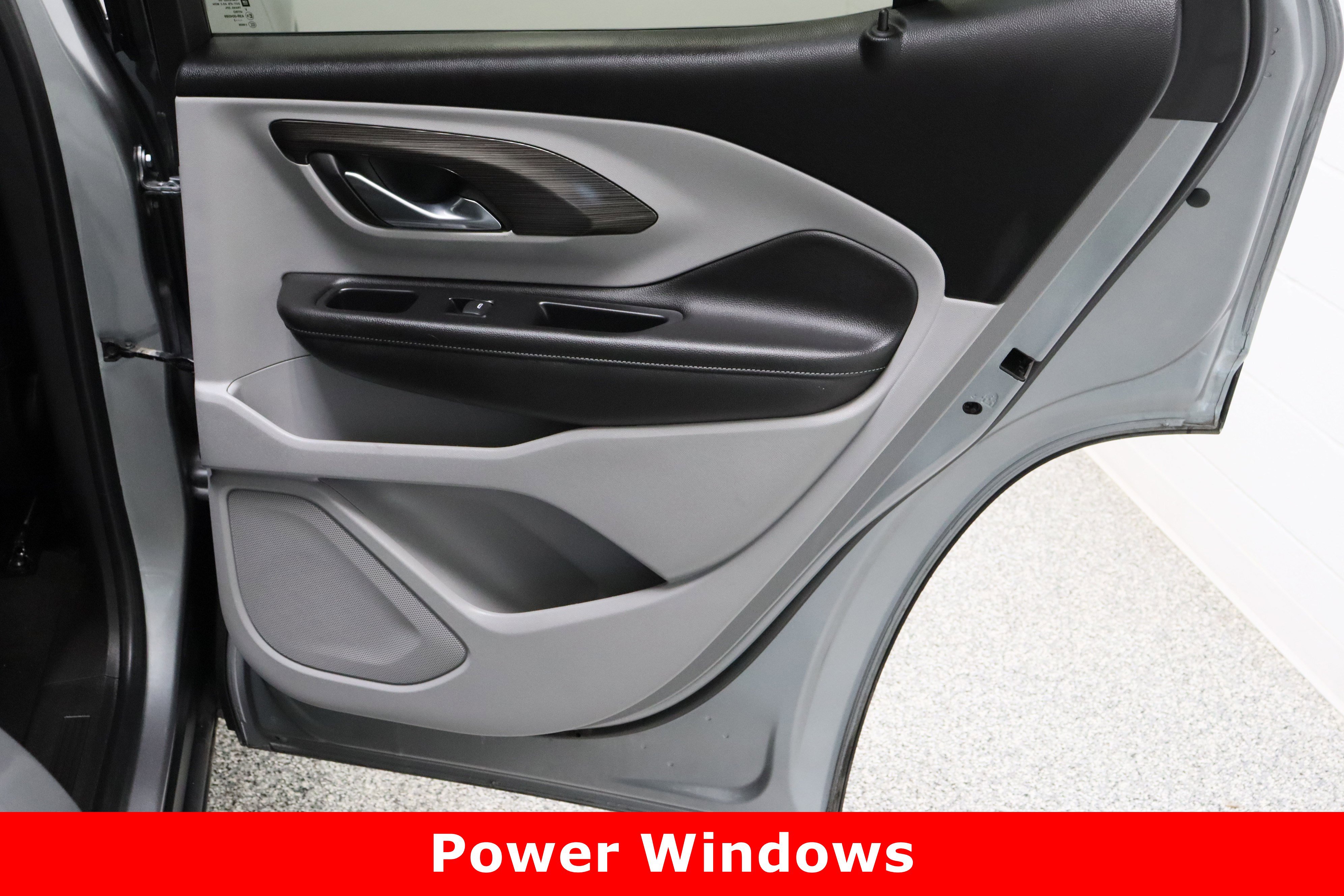 Used 2023 GMC Terrain SLT image 35