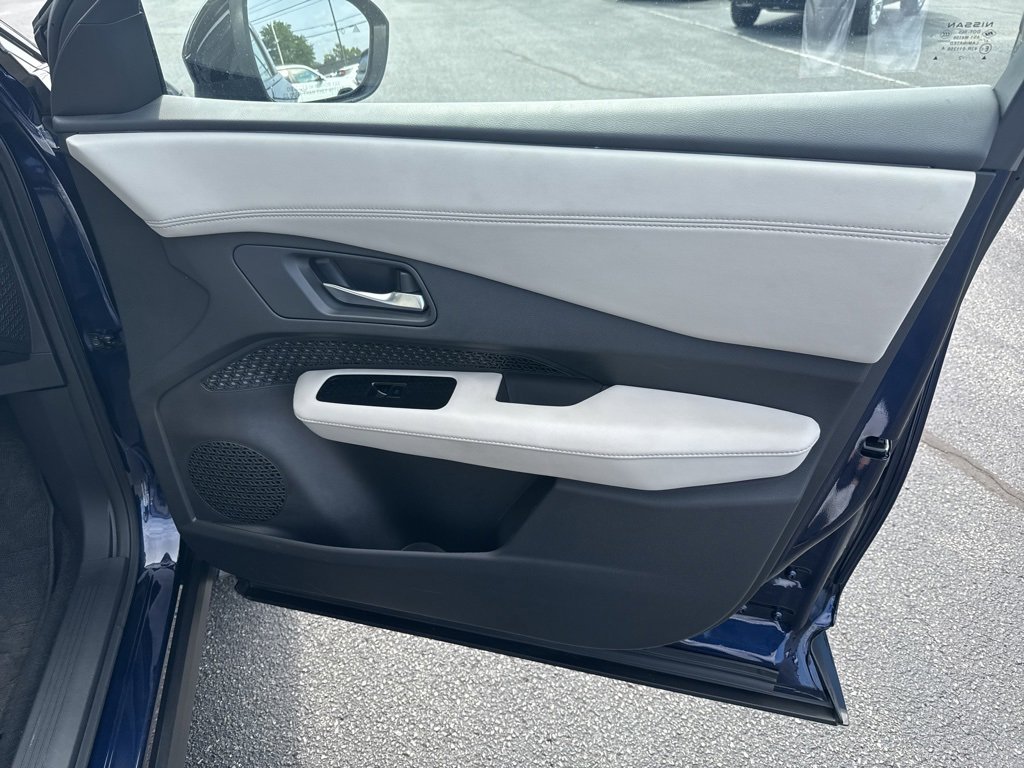 Used 2023 Nissan Ariya FWD image 55