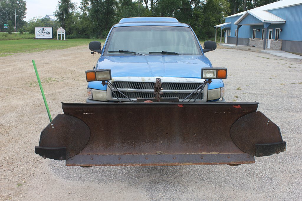 Used 2001 Dodge Ram 1500 Truck 4x4 Quad Cab image 2