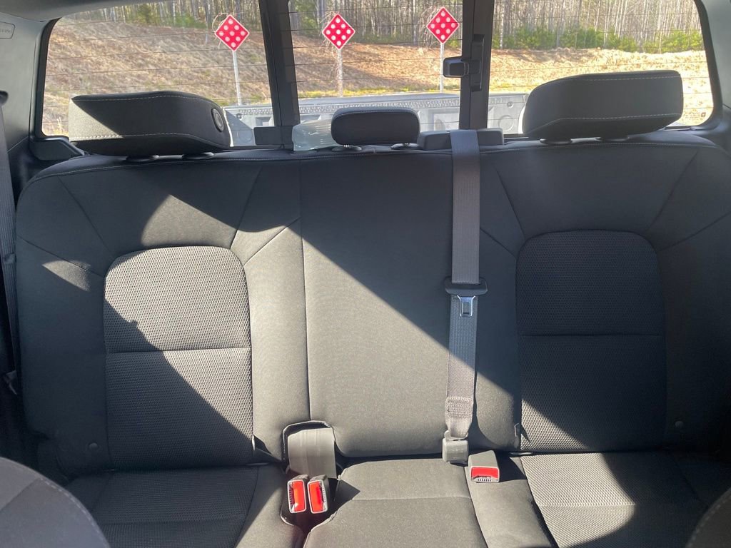 Used 2023 Chevrolet Colorado LT w/ LT Convenience Package image 19