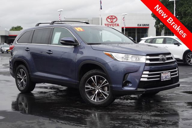 Certified 2019 Toyota Highlander LE FWD image 7