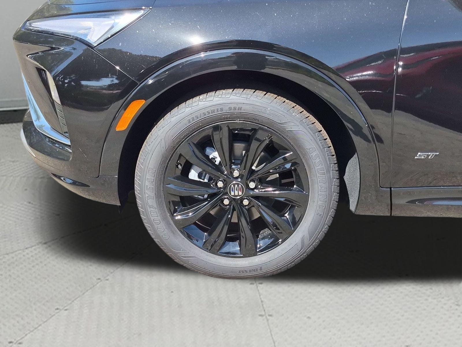 New 2026 Buick Envista Sport Touring w/ Advanced Safety Package FWD image 32