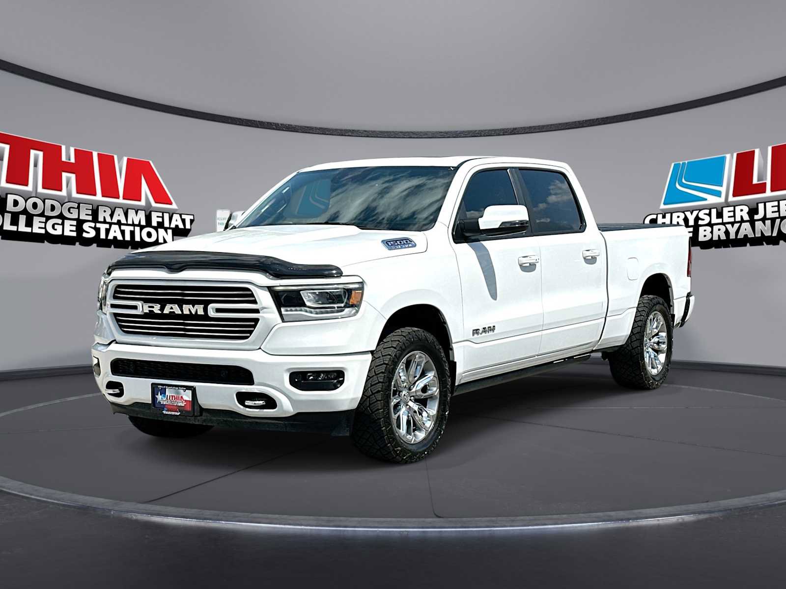 Used 2024 RAM 1500 Laramie image 1