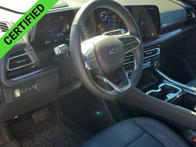 Certified 2025 Chevrolet Traverse Z71 w/ Driver Confidence Package AWD/4WD image 7
