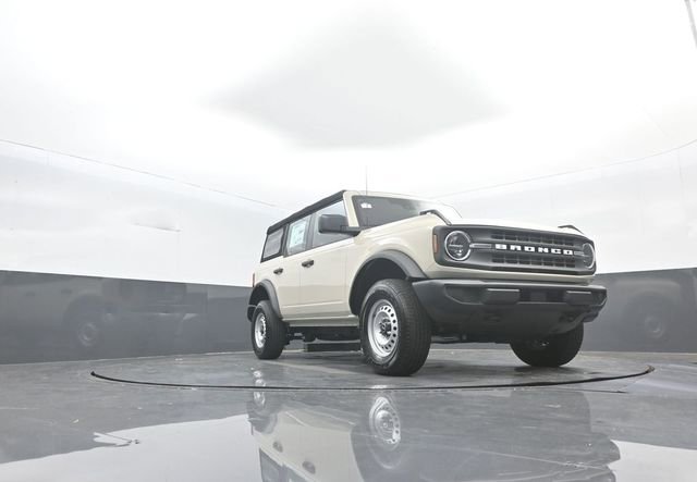 New 2025 Ford Bronco 4-Door image 26