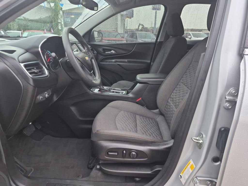 Used 2021 Chevrolet Equinox LT AWD/4WD image 11