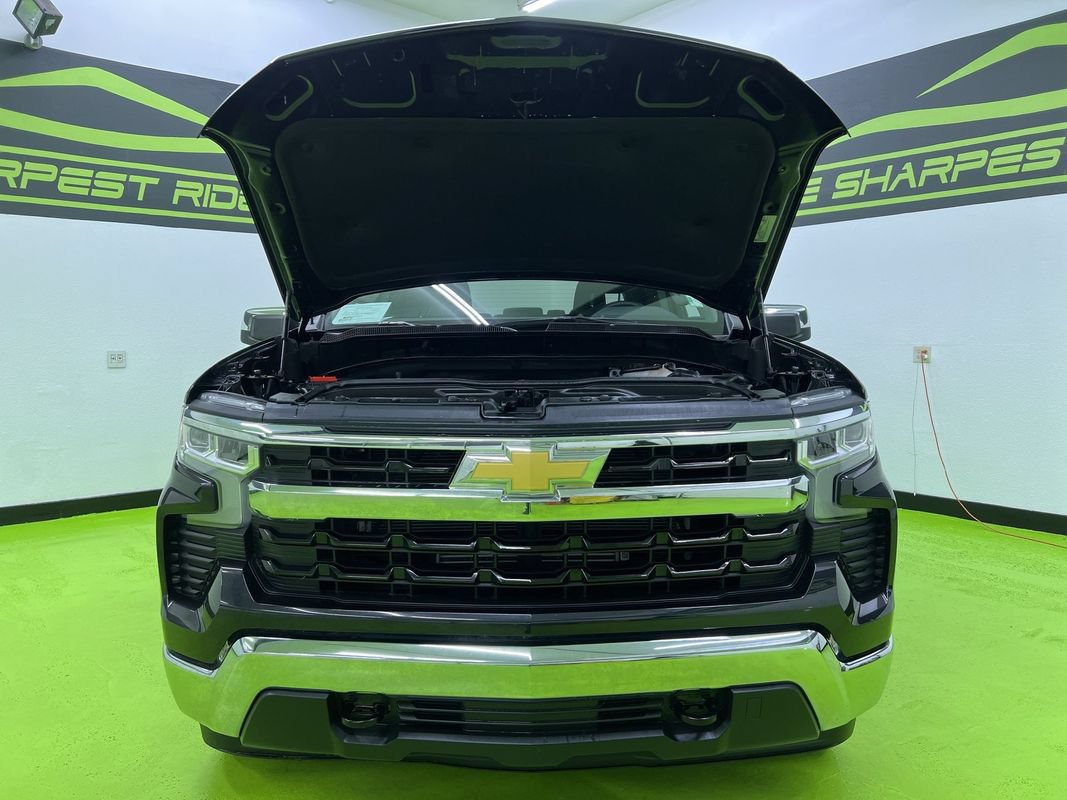 Used 2024 Chevrolet Silverado 1500 LT AWD/4WD image 4