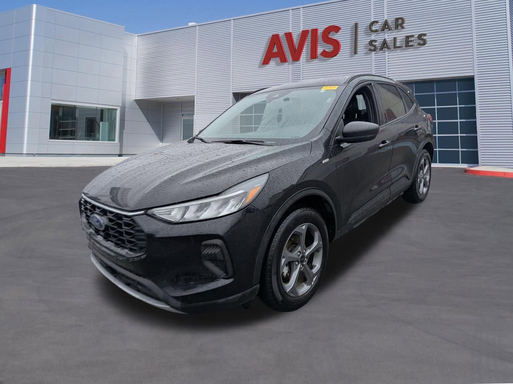Used 2025 Ford Escape ST-Line image 1