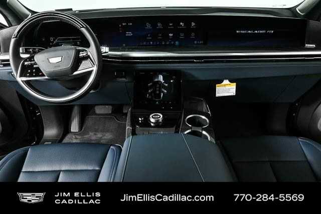 New 2025 Cadillac Escalade IQ Luxury 2 AWD/4WD image 17
