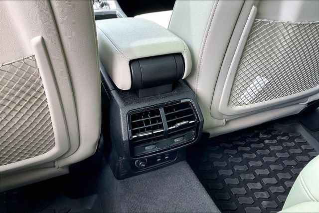 Certified 2024 Audi Q3 2.0T Premium AWD/4WD image 10