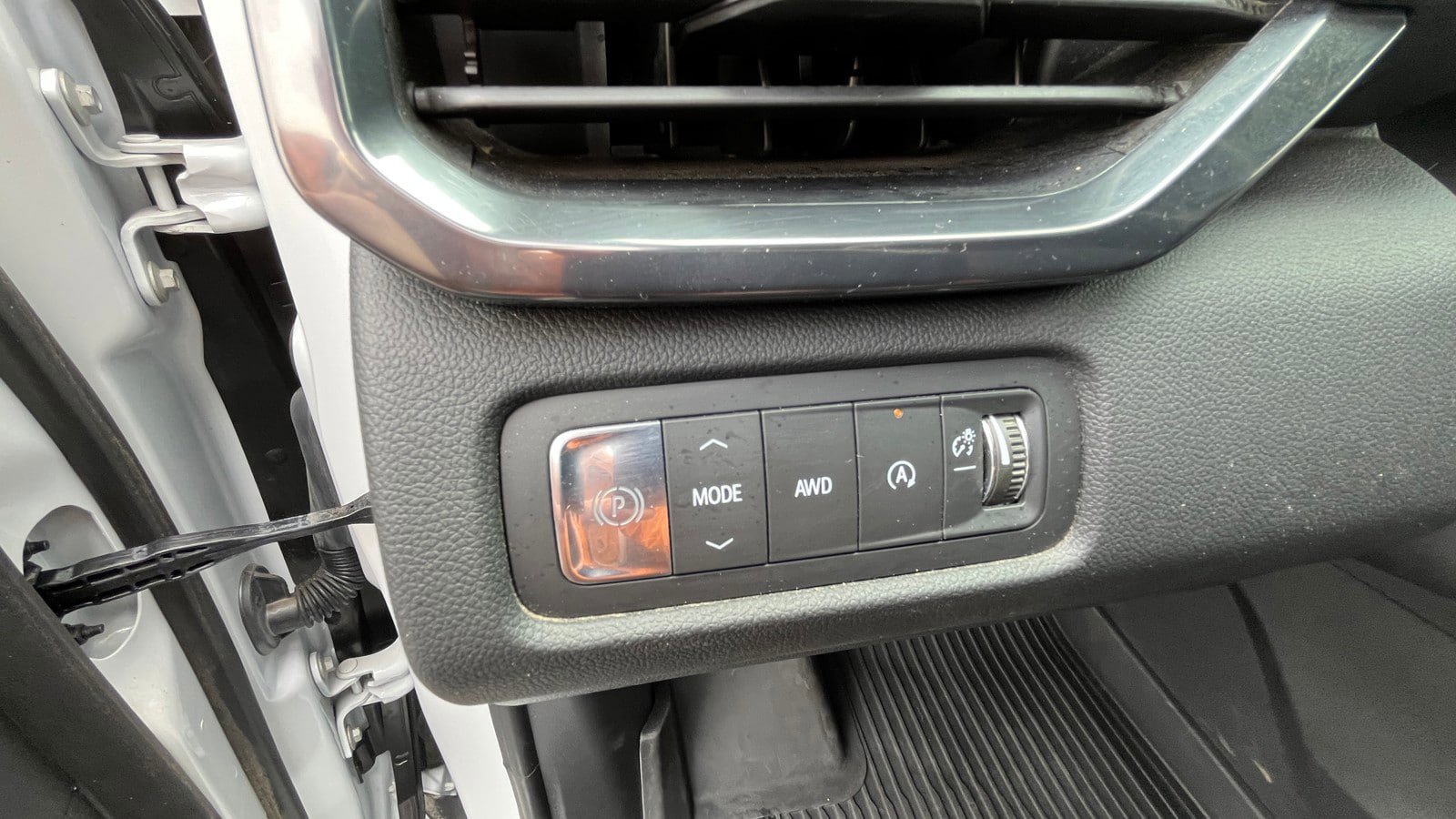 Used 2025 GMC Acadia AT4 w/ Luxury Package AWD/4WD image 11
