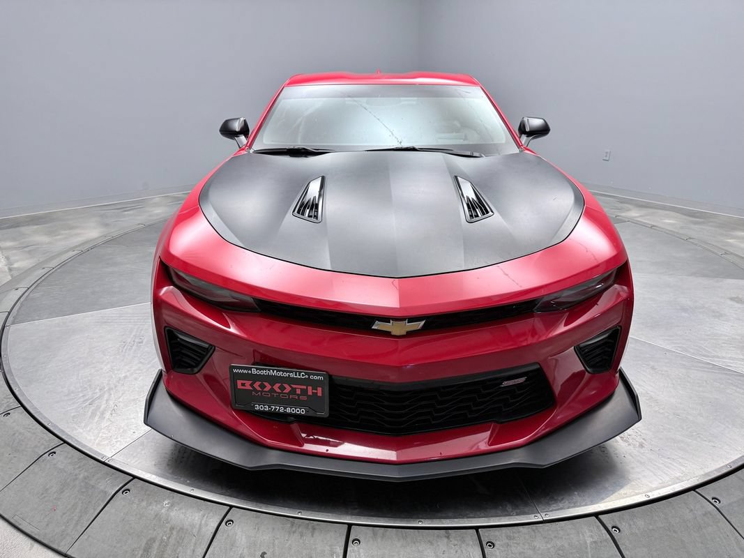 Used 2018 Chevrolet Camaro SS RWD image 2