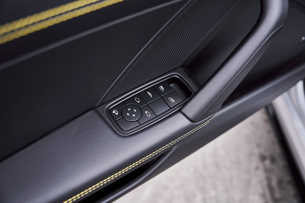 Used 2025 Porsche 911 Turbo S image 30