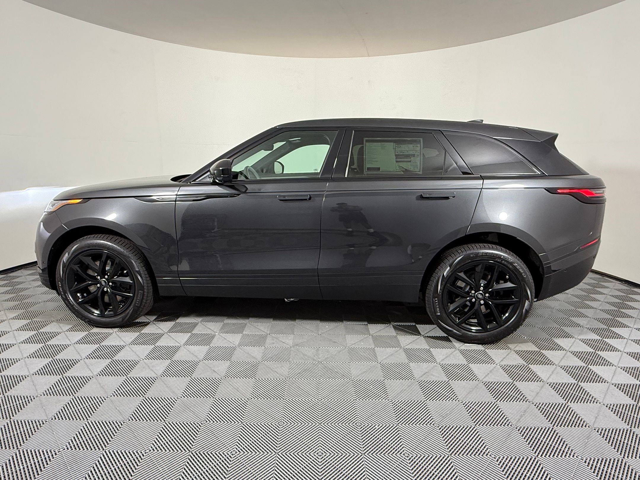 New 2026 Land Rover Range Rover Velar S AWD/4WD image 2
