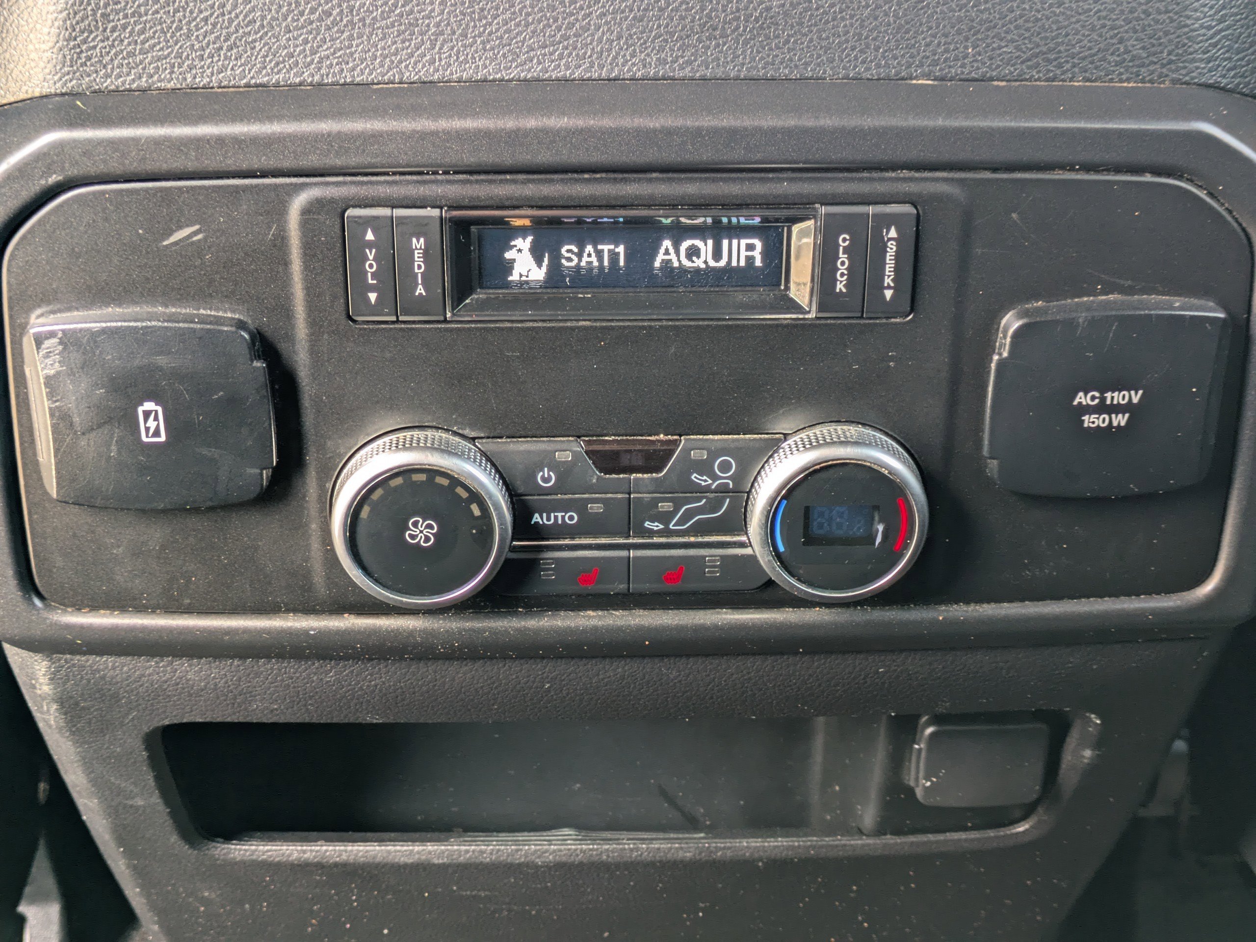 Used 2020 Ford Expedition Limited image 17