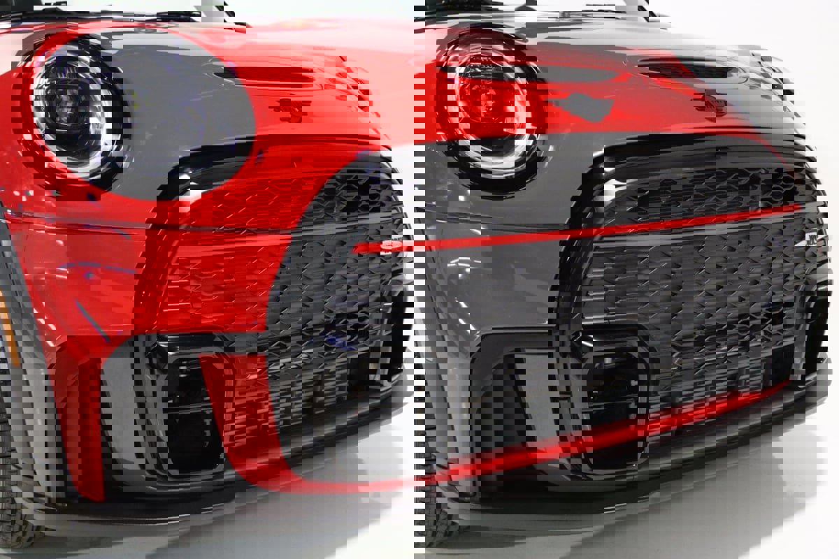 Used 2022 MINI Cooper John Cooper Works w/ Premium Package image 31