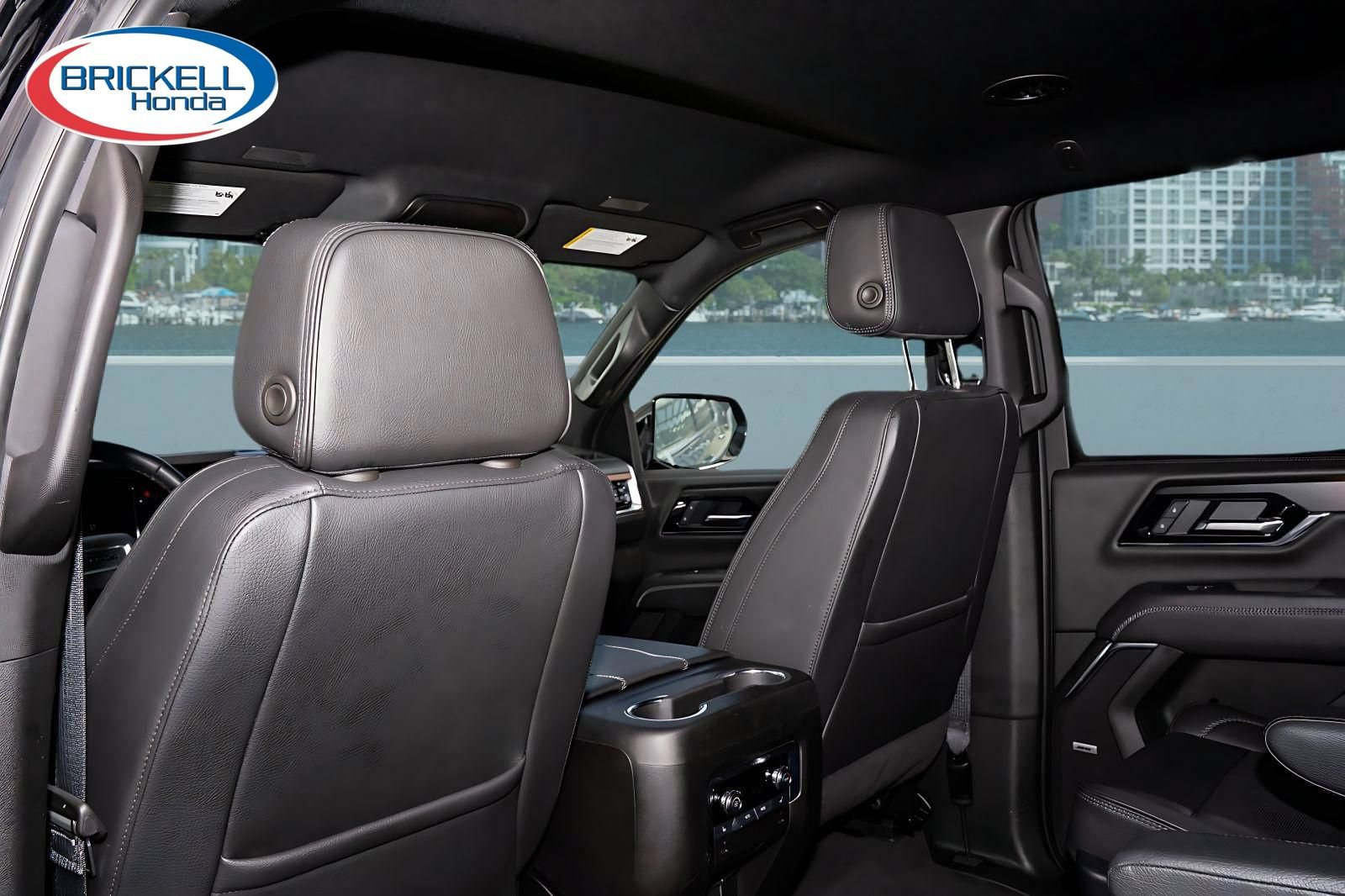 Used 2025 GMC Yukon Denali AWD/4WD image 19