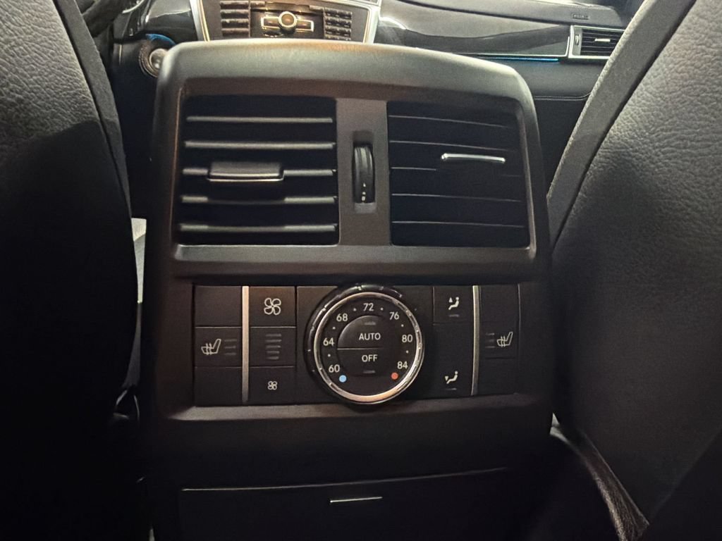 Used 2013 Mercedes-Benz ML 550 4MATIC image 33