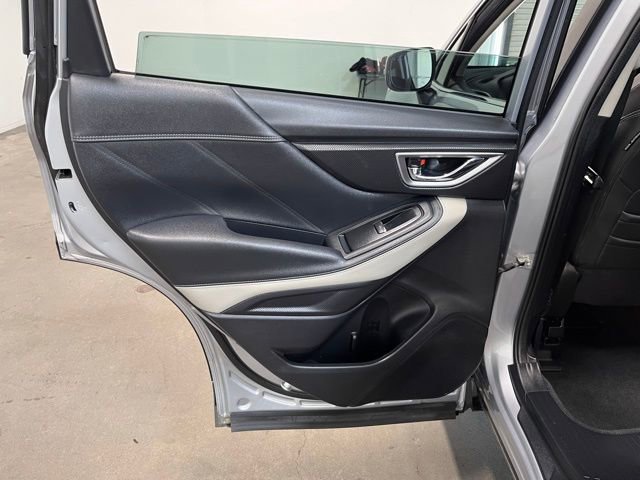 Used 2023 Subaru Forester Limited AWD/4WD image 19