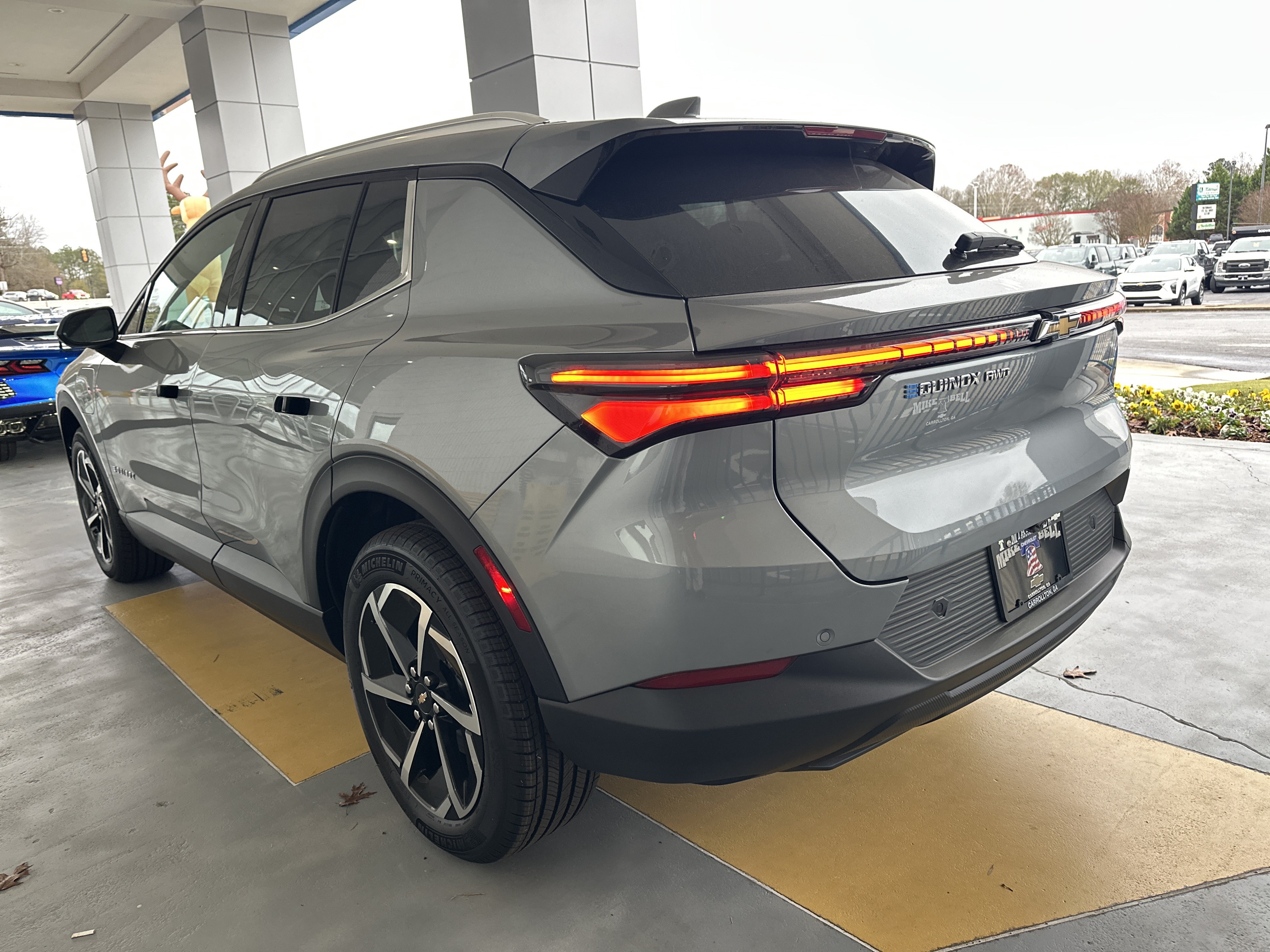 New 2026 Chevrolet Equinox EV LT AWD/4WD image 7