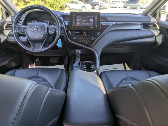 Used 2024 Toyota Camry SE image 18
