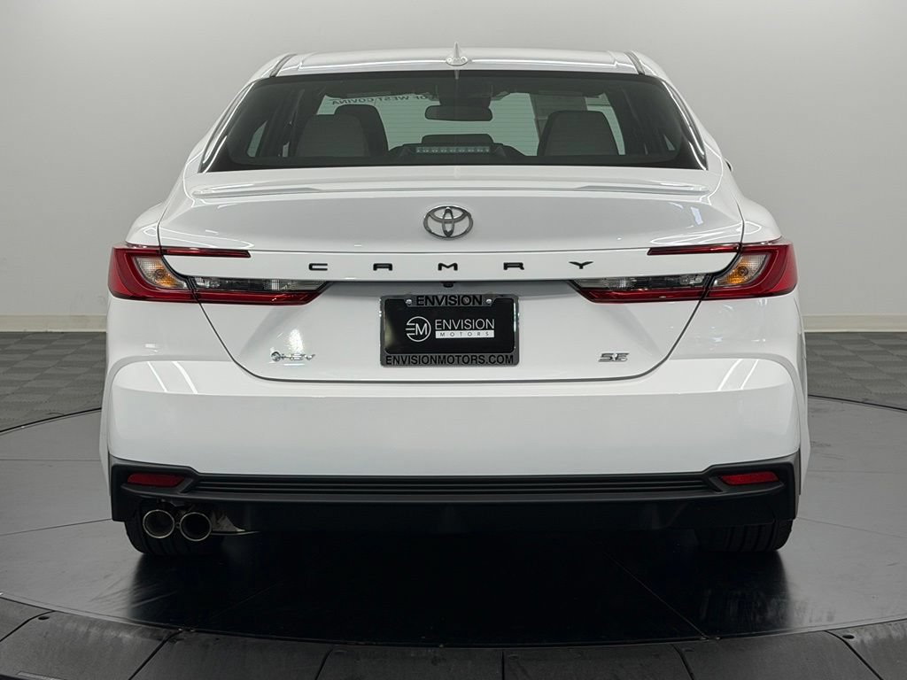 Used 2026 Toyota Camry SE FWD image 11