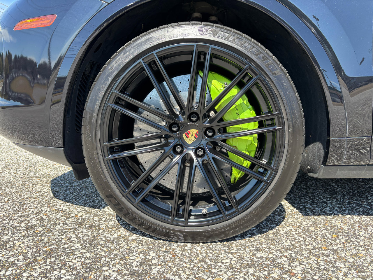 Used 2021 Porsche Cayenne Turbo S image 44