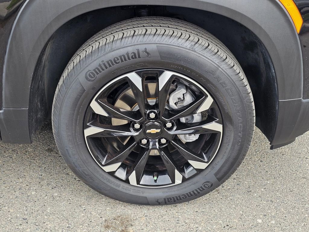 Used 2023 Chevrolet TrailBlazer LT w/ Convenience Package image 9