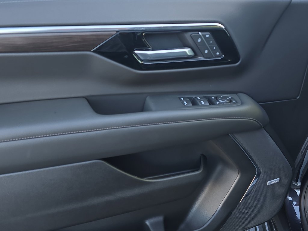 New 2026 Chevrolet Suburban LT w/ Comfort Package image 14