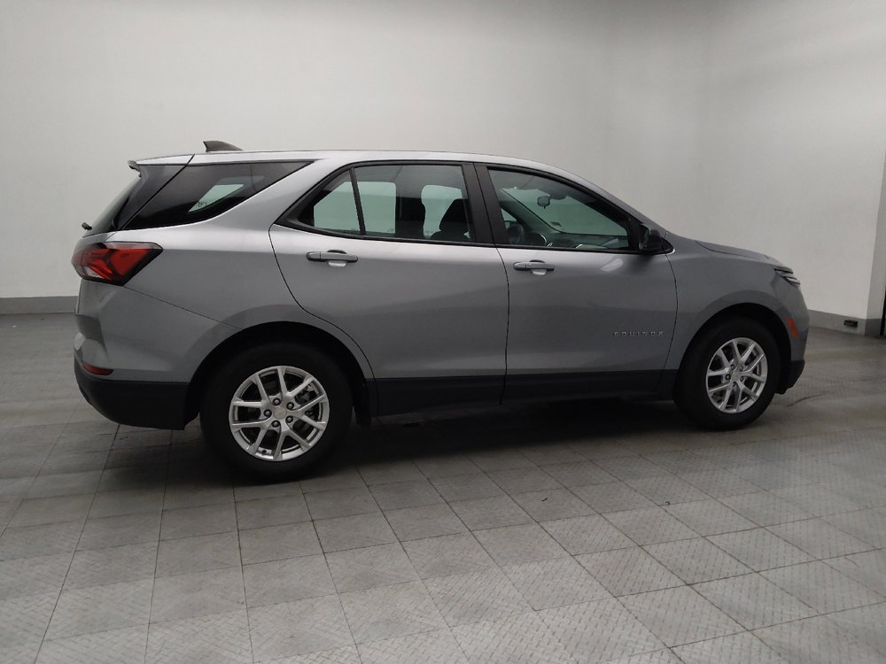 Used 2024 Chevrolet Equinox LS w/ Driver Confidence II Package image 10