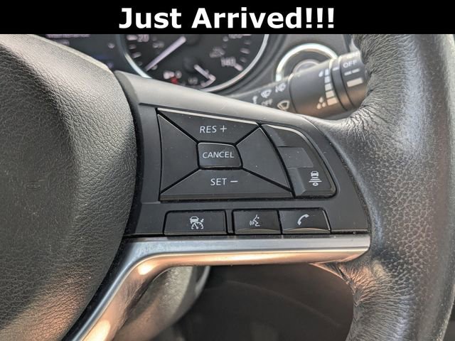 Used 2018 Nissan Rogue SL w/ Premium Package image 28