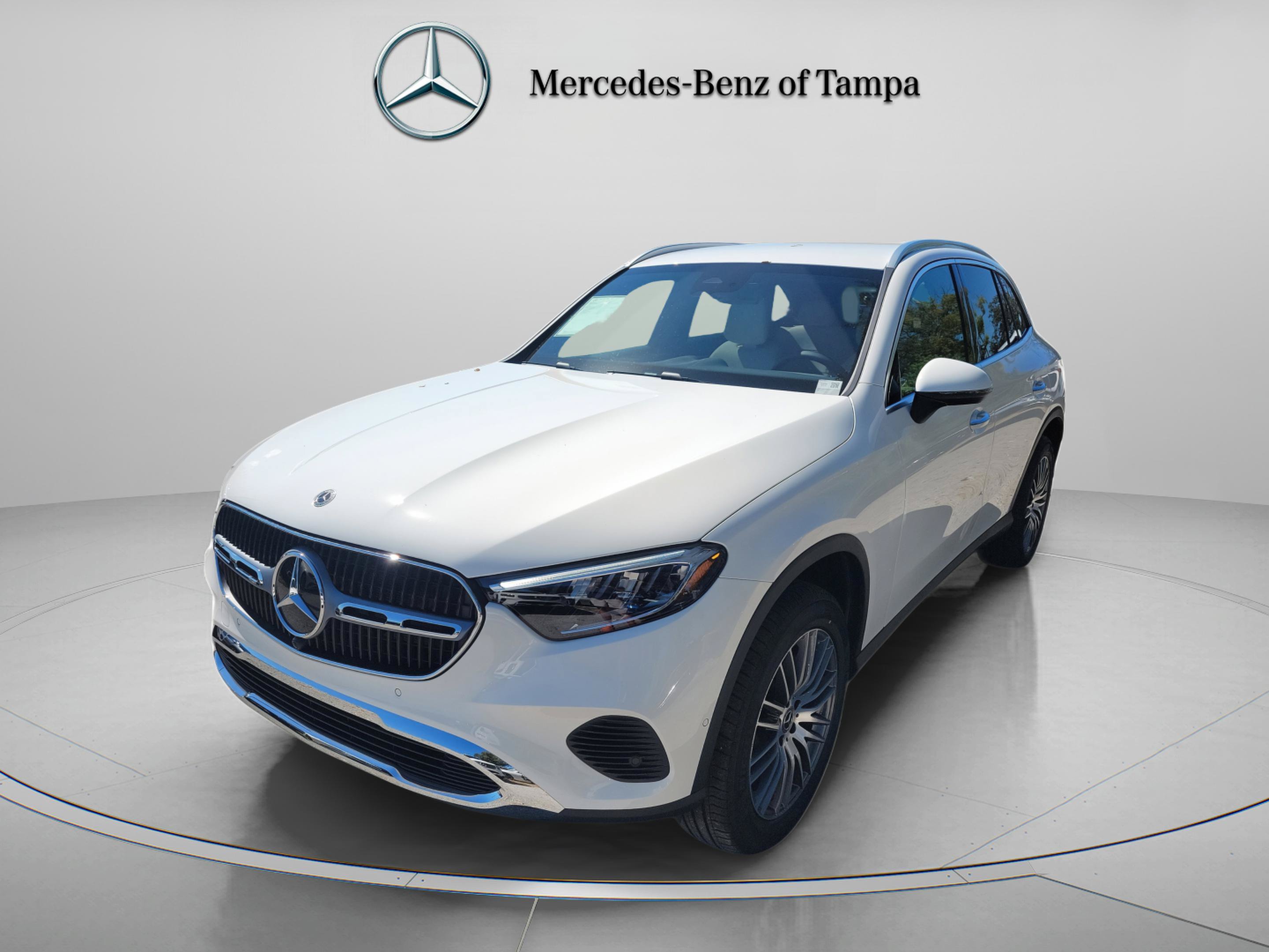 Certified 2026 Mercedes-Benz GLC 300 image 1