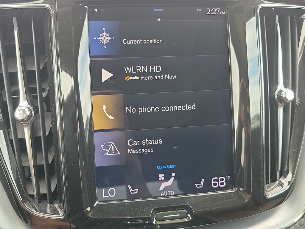 Used 2019 Volvo XC60 T6 Momentum w/ Multimedia Package AWD/4WD image 25