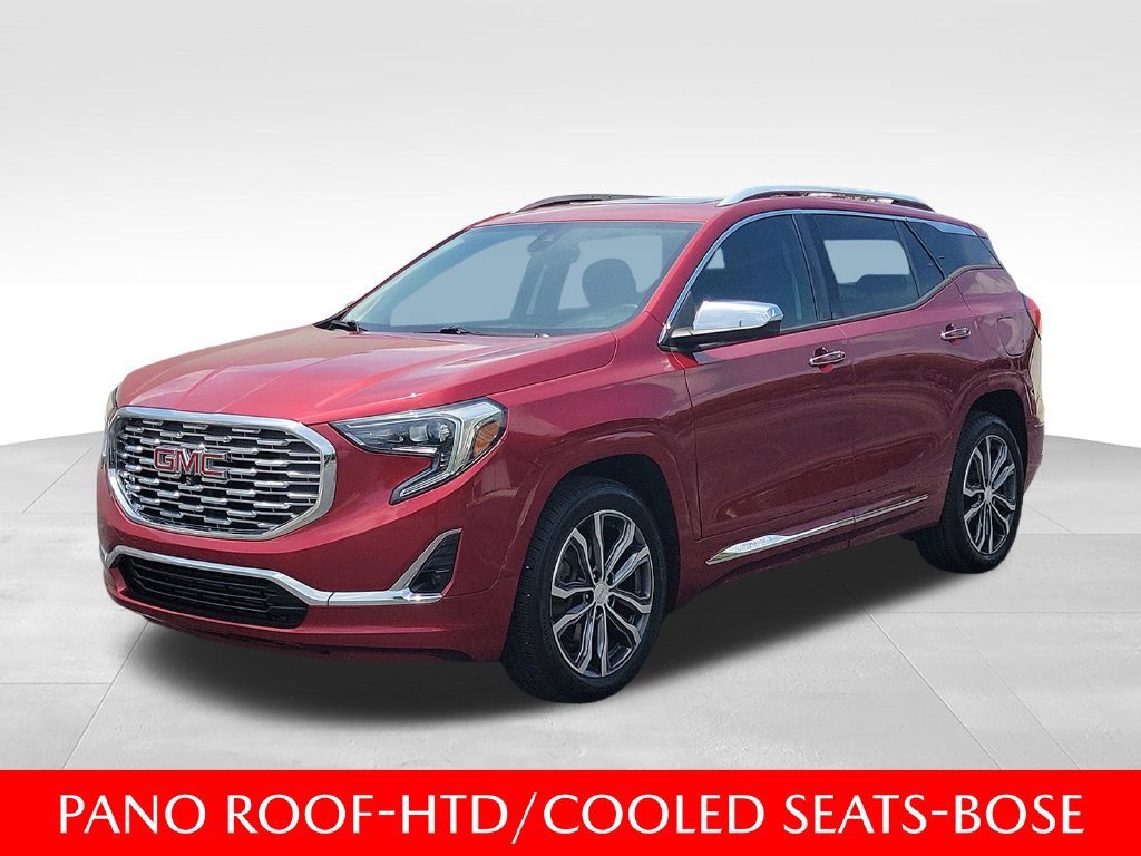 Used 2019 GMC Terrain Denali w/ Advanced Safety Package FWD image 1
