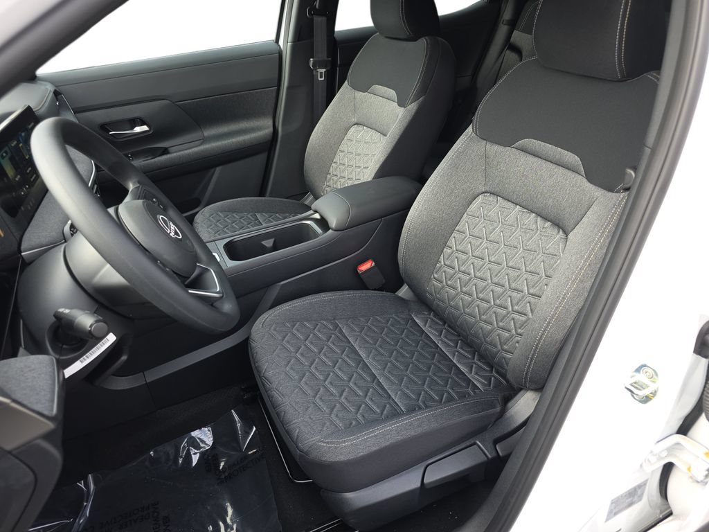 New 2026 Nissan Kicks SV w/ SV Premium Package FWD image 15