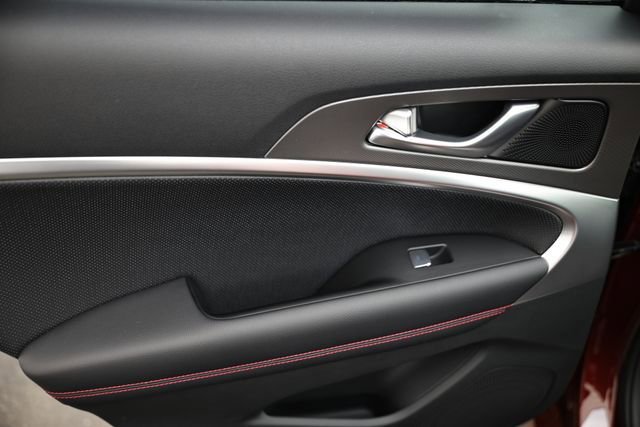 New 2025 Genesis G70 3.3T Advanced image 27