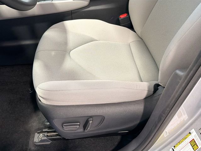 Certified 2025 Toyota Grand Highlander LE image 16