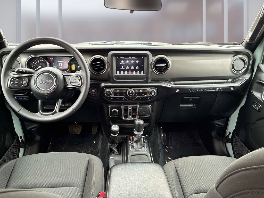Used 2023 Jeep Wrangler Unlimited w/ Convenience Group image 17
