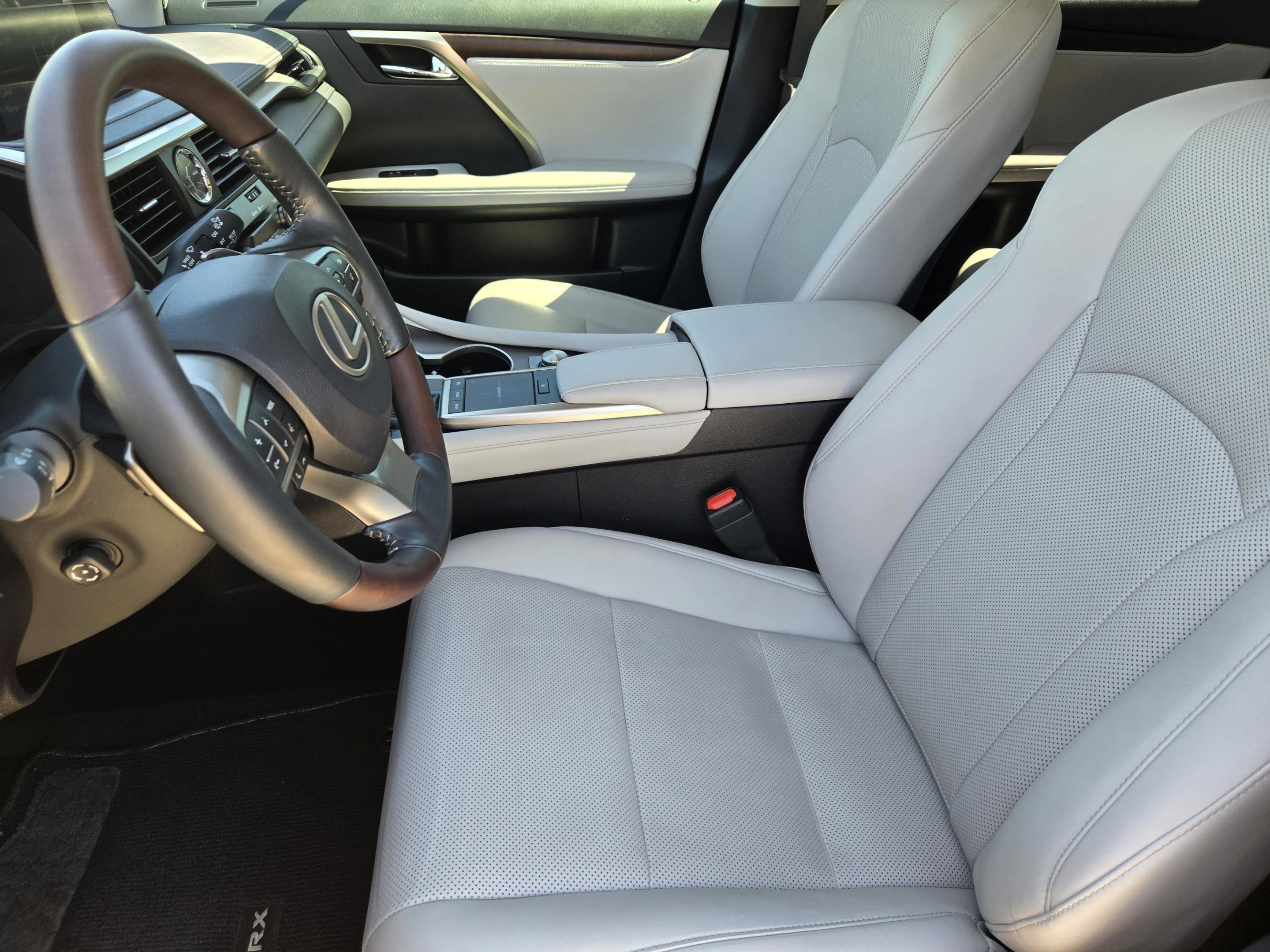 Used 2020 Lexus RX 350 Premium w/ Premium Package image 7