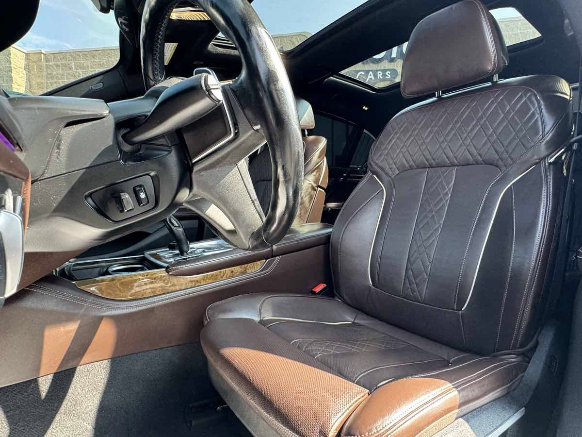 Used 2016 BMW 750i xDrive AWD/4WD image 24