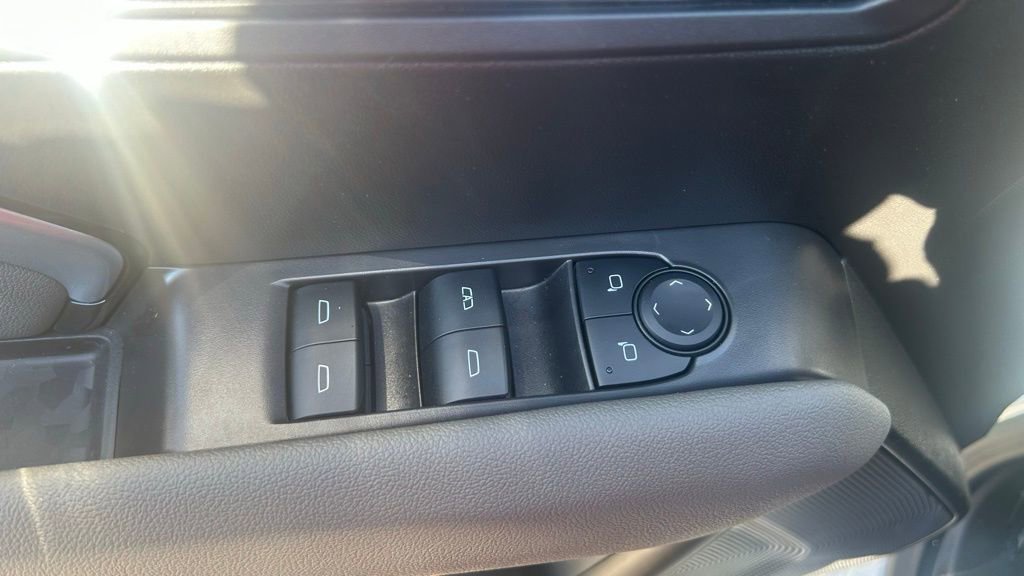 Used 2025 Chevrolet Colorado ZR2 w/ Technology Package image 31