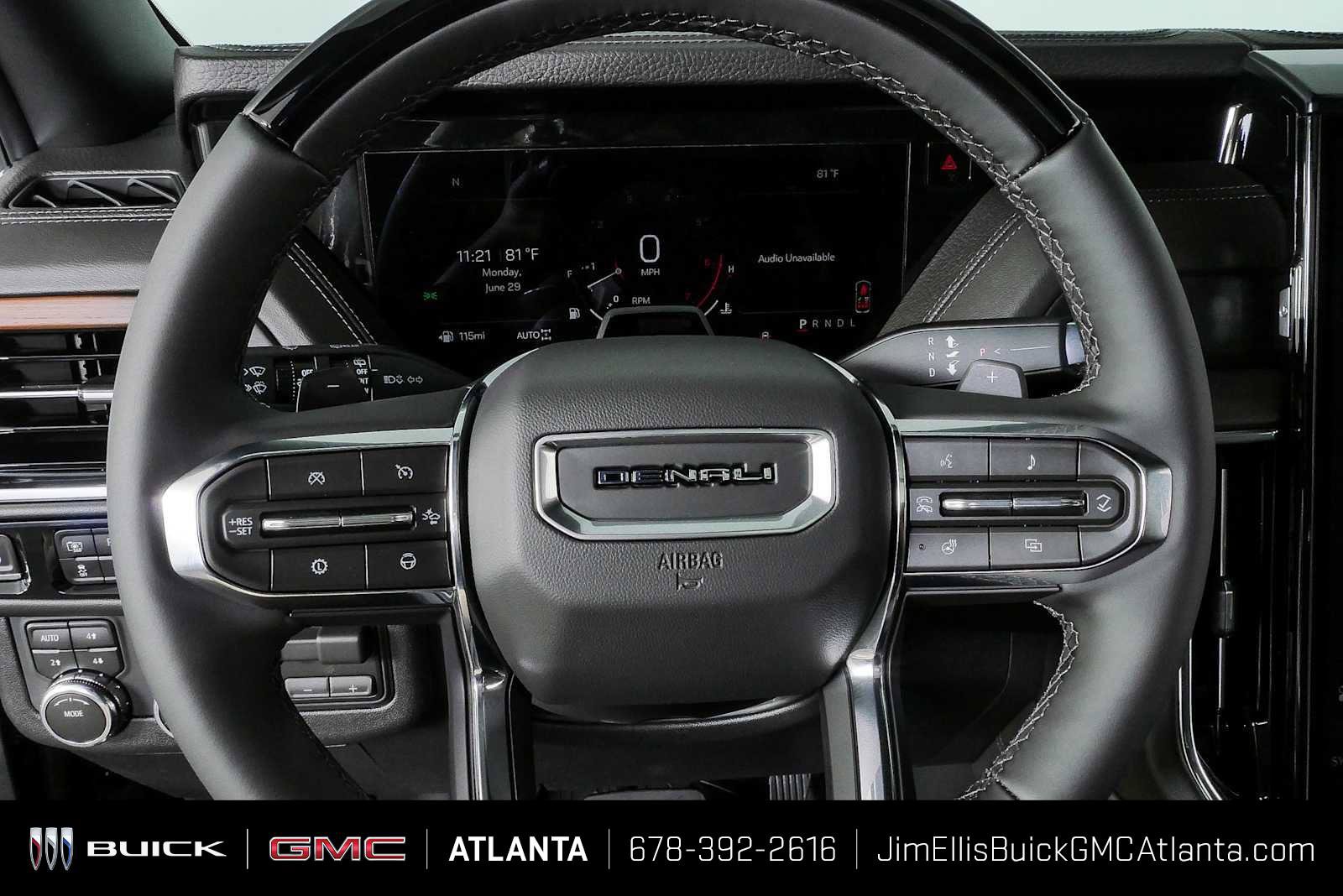 New 2026 GMC Yukon Denali w/ Denali Reserve Package AWD/4WD image 9