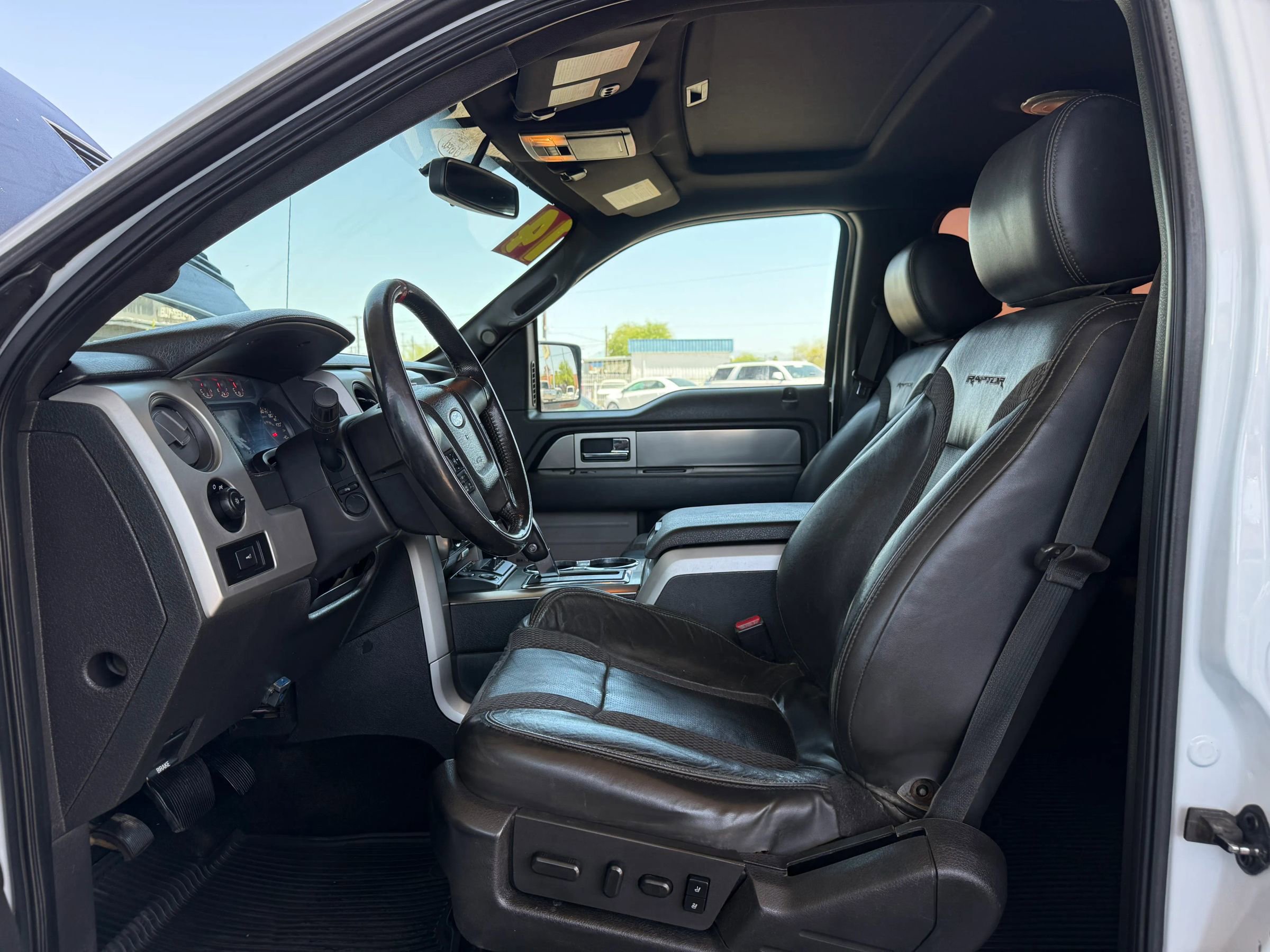 Used 2014 Ford F150 Raptor w/ Equipment Group 801A Luxury AWD/4WD image 9