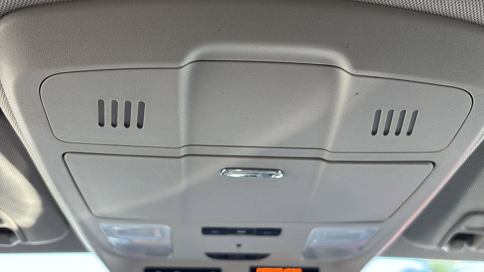 Used 2020 Buick Envision Essence image 36