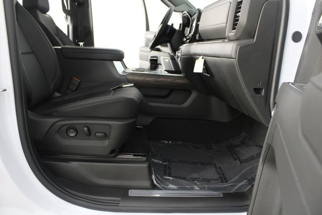 New 2026 GMC Sierra 1500 SLT image 23