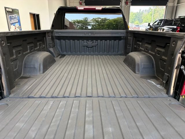 Used 2024 Chevrolet Silverado 1500 RST AWD/4WD image 9