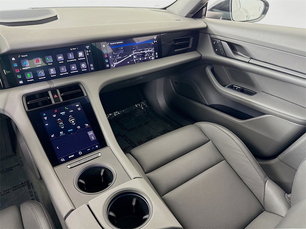 Certified 2022 Porsche Taycan 4 Cross Turismo image 25