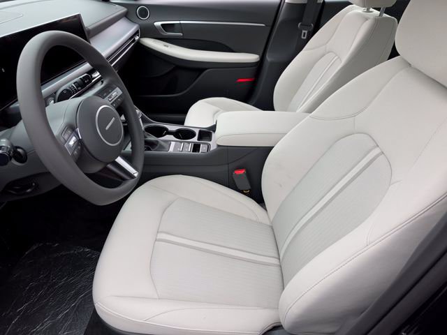 Certified 2026 Hyundai Sonata SE FWD image 29