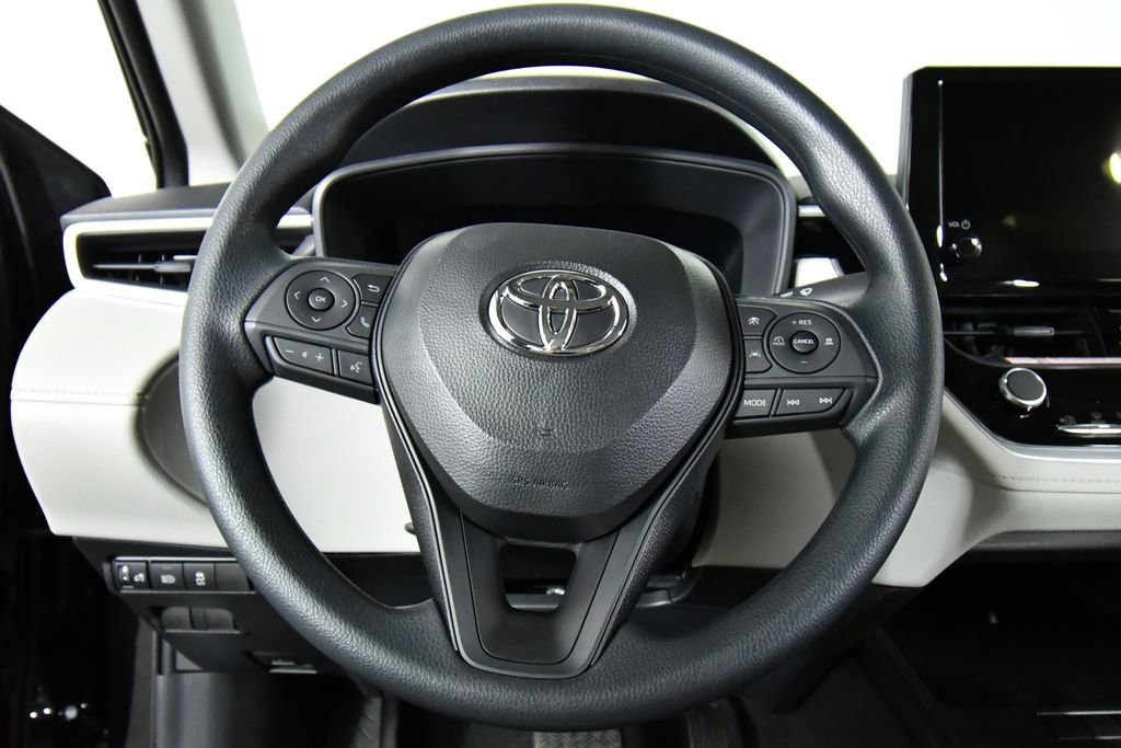 New 2026 Toyota Corolla Cross L image 2