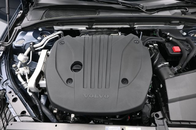 Used 2024 Volvo S60 B5 Plus w/ Climate Package FWD image 34